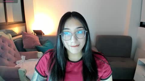 Snapshot of hottbee1 chatting on 16, 10, 2025 AMY online show from 16, 10, 2025