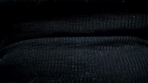 Snapshot of hottbee1 chatting on 14, 11, 2025 AMY online show from 14, 11, 2025