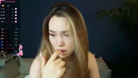 hello Im Eva online show from 6, 12, 2024