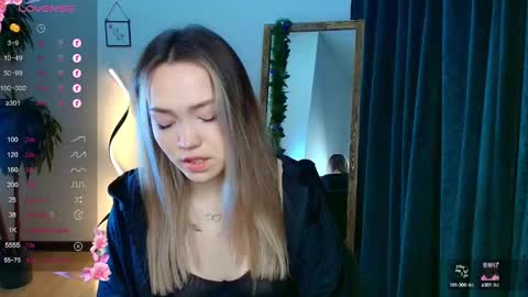 hello Im Eva online show from 22, 12, 2024