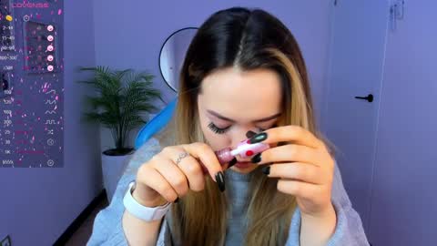 hello Im Eva online show from 5, 1, 2025