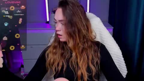 hello Im Eva online show from 11, 3, 2026