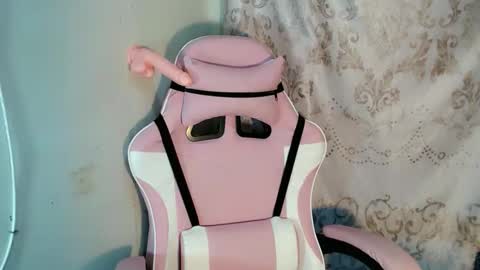    online show from 17, 9, 2025