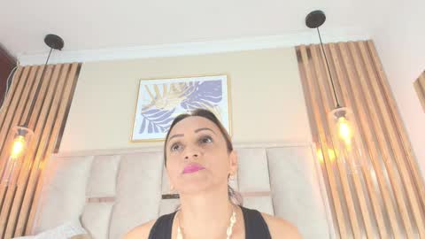 Natalie  online show from 17, 9, 2025