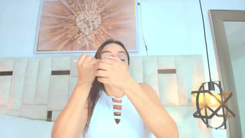 Natalie  online show from 19, 10, 2025