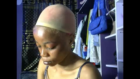 hottie baddie14 online show from 18, 11, 2025