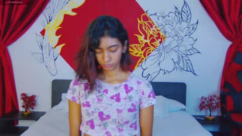 Snapshot of hottie_veronica chatting on 3, 5, 2026 Veronica independent model online show from 3, 5, 2026