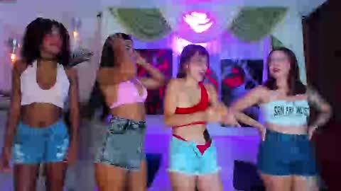 hotties_kittens18 online show from 9, 10, 2025