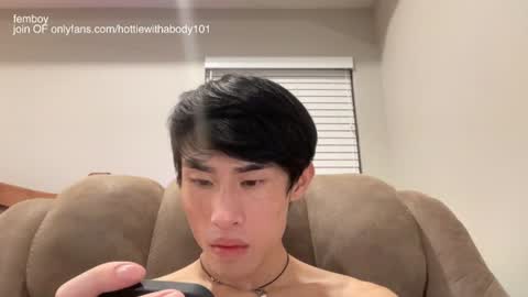 Snapshot of hottiewithabody101 chatting on 9, 6, 2026 hottiewithabody101 online show from 9, 6, 2026