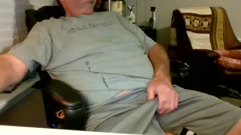 Snapshot of hottop_1981 chatting on 27, 2, 2025 Hottop 1981 online show from 27, 2, 2025