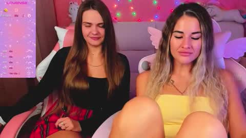 Snapshot of hotty_girls_here chatting on 17, 9, 2025 Ivanna and Jessica online show from 17, 9, 2025