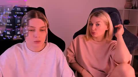 Nessie and Jessie online show from 9, 12, 2024