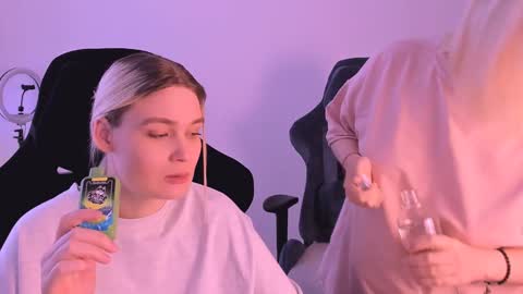 Nessie and Jessie online show from 12, 1, 2025