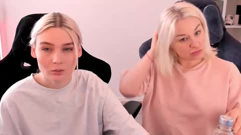 Nessie and Jessie online show from 23, 2, 2025