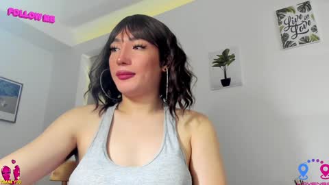 Snapshot of hottycrishinaxx chatting on 16, 1, 2025 crishinahotty online show from 16, 1, 2025