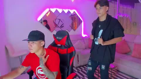 Snapshot of houseofwarrios chatting on 18, 11, 2025 we are Harry Jersi pablo and our mod talco online show from 18, 11, 2025