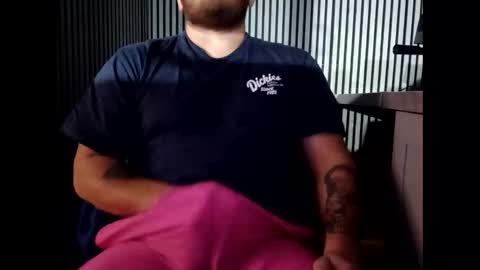 Snapshot of houskji8 chatting on 2, 11, 2025 houskji8 online show from 2, 11, 2025