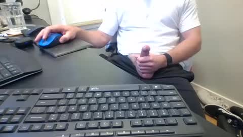 Snapshot of hoverday chatting on 13, 9, 2025 hoverday online show from 13, 9, 2025