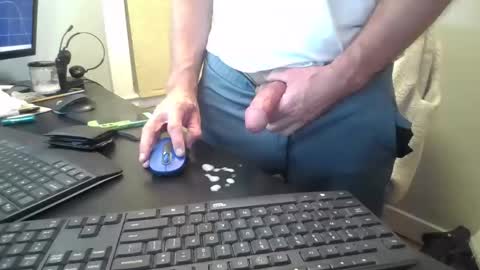 Snapshot of hoverday chatting on 24, 9, 2025 hoverday online show from 24, 9, 2025