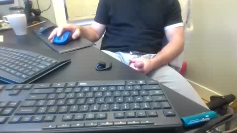 Snapshot of hoverday chatting on 24, 9, 2025 hoverday online show from 24, 9, 2025