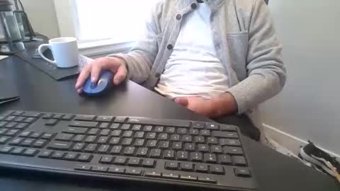 Snapshot of hoverday chatting on 7, 11, 2025 hoverday online show from 7, 11, 2025