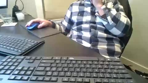 Snapshot of hoverday chatting on 5, 2, 2026 hoverday online show from 5, 2, 2026