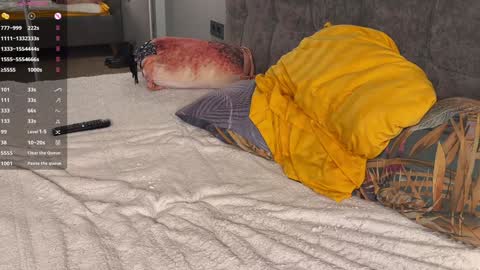 Snapshot of howtoreachorgasm chatting on 3, 2, 2025 Elizabeth online show from 3, 2, 2025