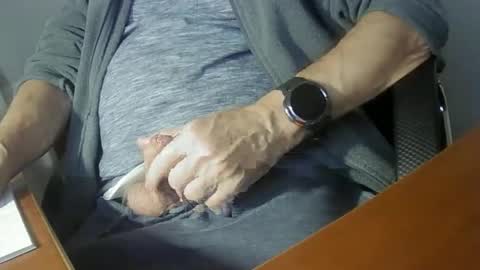 Snapshot of hpeter111 chatting on 19, 12, 2024 Peter online show from 19, 12, 2024