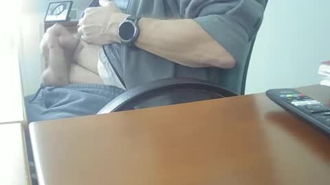 Snapshot of hpeter111 chatting on 30, 12, 2024 Peter online show from 30, 12, 2024