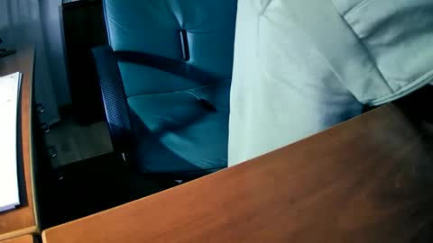 Snapshot of hpeter111 chatting on 16, 10, 2025 Peter online show from 16, 10, 2025