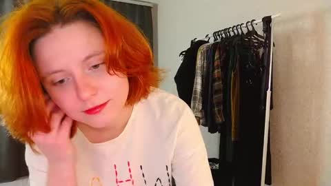 Snapshot of hua_lian chatting on 8, 3, 2025 Alice online show from 8, 3, 2025