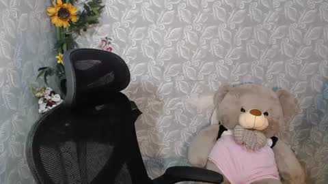 huge_cock2handle_intown online show from 19, 1, 2025