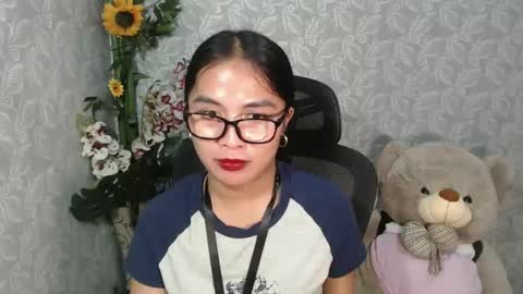 huge_cock2handle_intown online show from 31, 1, 2025