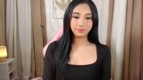 Snapshot of hugeasiancockandrea chatting on 14, 9, 2025 drea online show from 14, 9, 2025