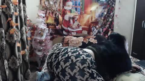 hugeassdevil online show from 31, 1, 2025