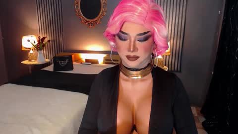 Christine online show from 26, 10, 2025
