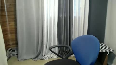 hugecockjames09 online show from 29, 10, 2025