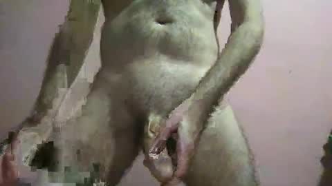 Snapshot of hugexxxcummer chatting on 15, 1, 2025 hugexxxcummer online show from 15, 1, 2025