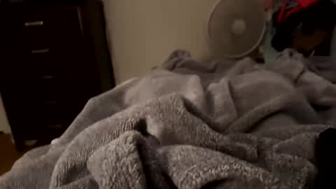 hugo242506 online show from 8, 12, 2024