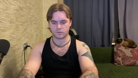 Snapshot of hugo__brad chatting on 29, 4, 2026 Hugo online show from 29, 4, 2026