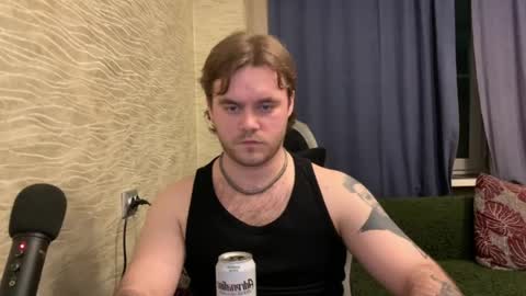 Snapshot of hugo__brad chatting on 5, 5, 2026 Hugo online show from 5, 5, 2026