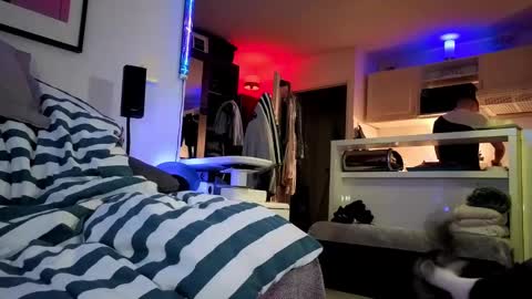 Hugo online show from 7, 2, 2025