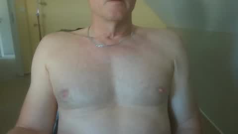 Snapshot of hundeleine chatting on 4, 5, 2026 hundeleine online show from 4, 5, 2026