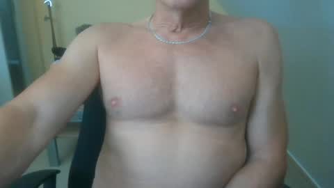 Snapshot of hundeleine chatting on 22, 6, 2026 hundeleine online show from 22, 6, 2026