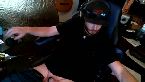 HungGinger4U online show from 4, 1, 2025