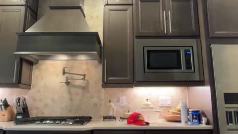 hungkingg22 online show from 10, 1, 2026