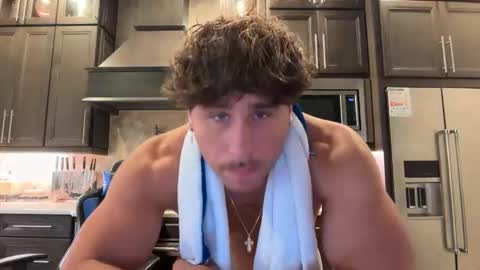 Snapshot of hungkingg22 chatting on 17, 5, 2026 hungkingg22 online show from 17, 5, 2026