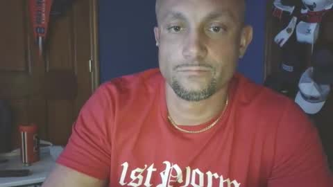 Snapshot of hunglikeray2286 chatting on 11, 4, 2026 hunglikeray2286 online show from 11, 4, 2026