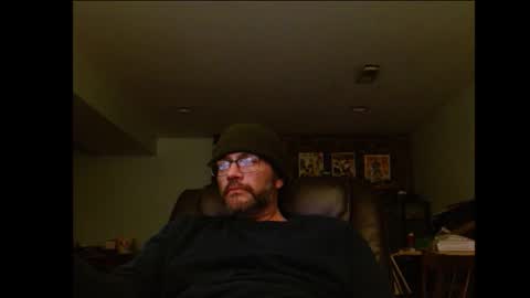 Snapshot of hunglonelyguy chatting on 6, 1, 2026 LonelyGuy online show from 6, 1, 2026