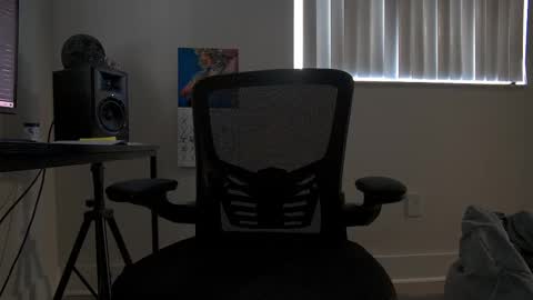 Mr. Dom online show from 2, 3, 2025